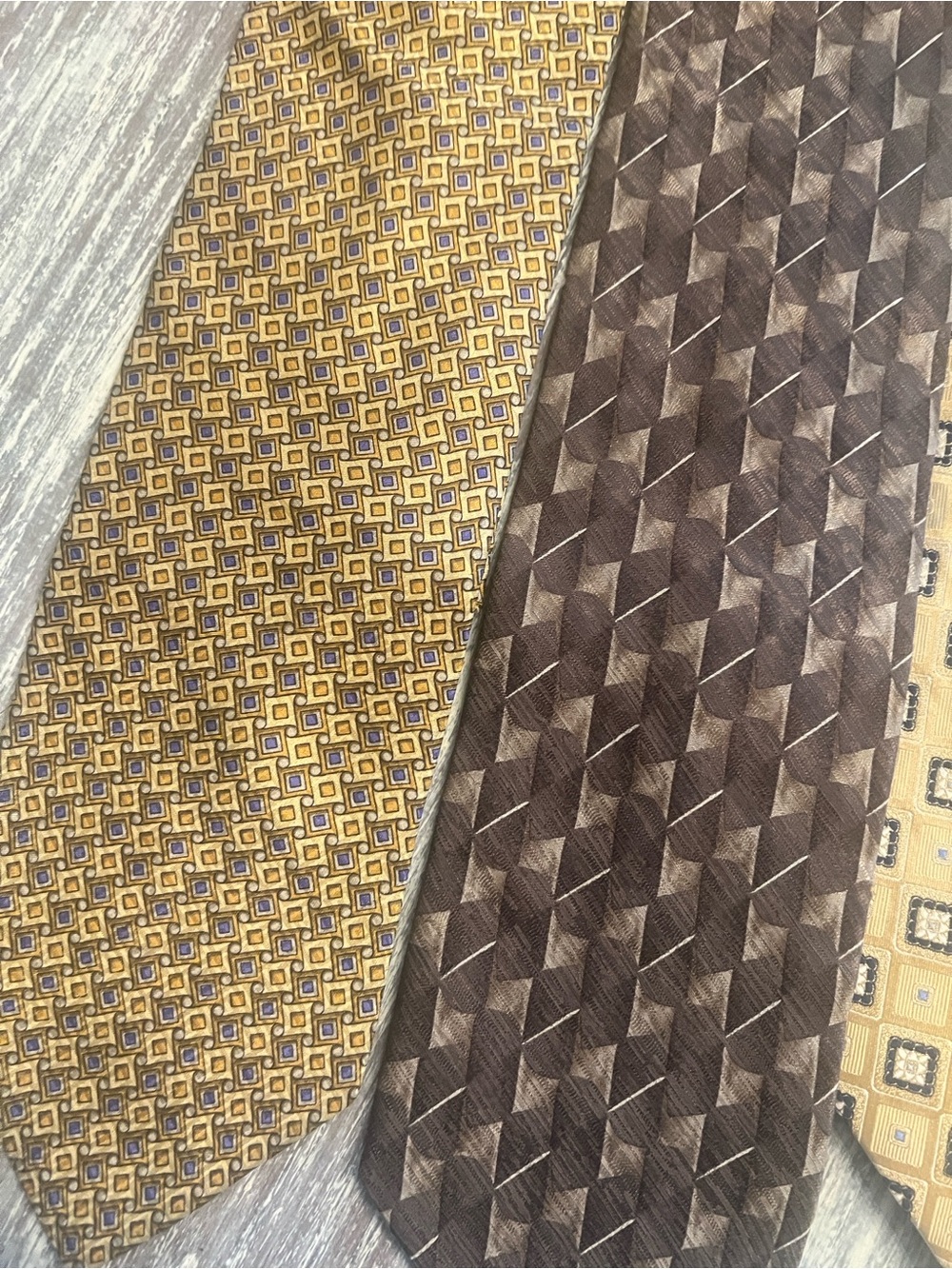 Set of 4 Men's Brown and Gold Patterned Silk Ties - Classic Geometric Designs. - Picture 3 of 8